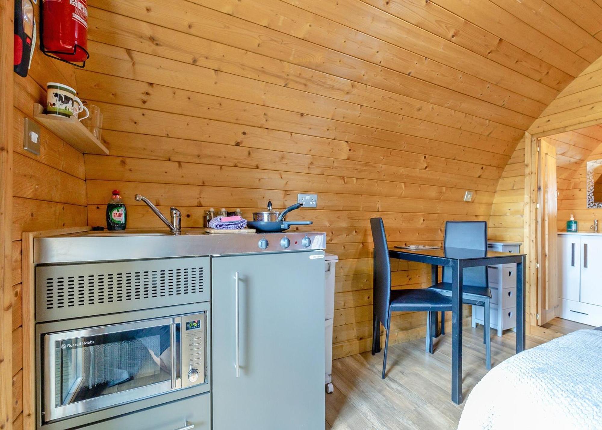 Longnor Wood Holiday Park Exterior foto